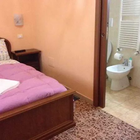 A Casa Doina Airport 3* Пиза