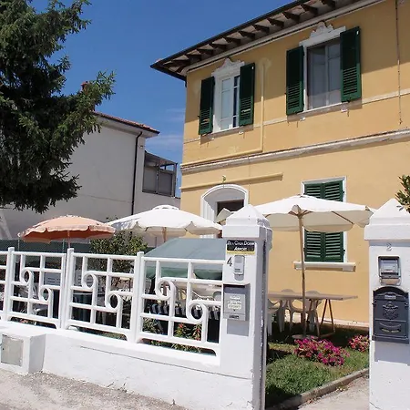 A Casa Doina Airport Konukevi 3*